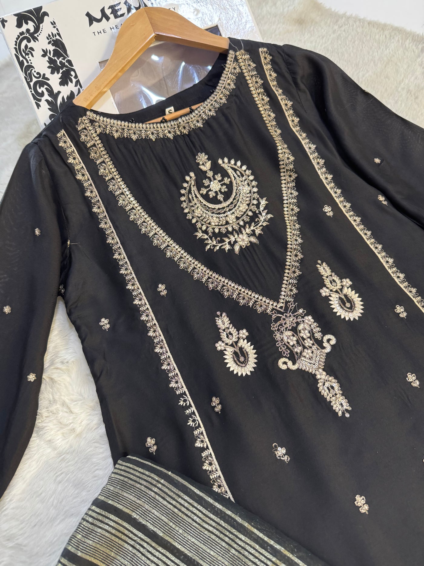 HK133 - Black - Readymade Linen Outfit
