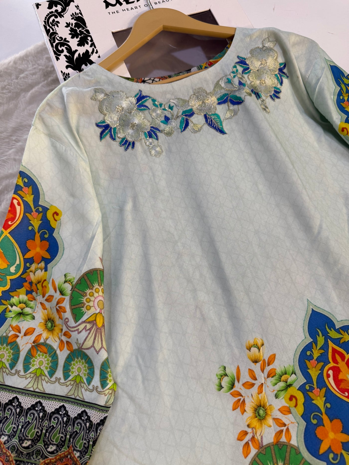 HK137 - Readymade Linen Outfit