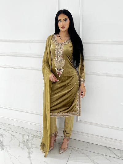 BPH-204 - Readymade Velvet Suit