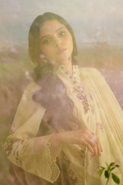 IFE-UE-459-Iznik Printed Lawn Edition 2025 - Memsaab Online
