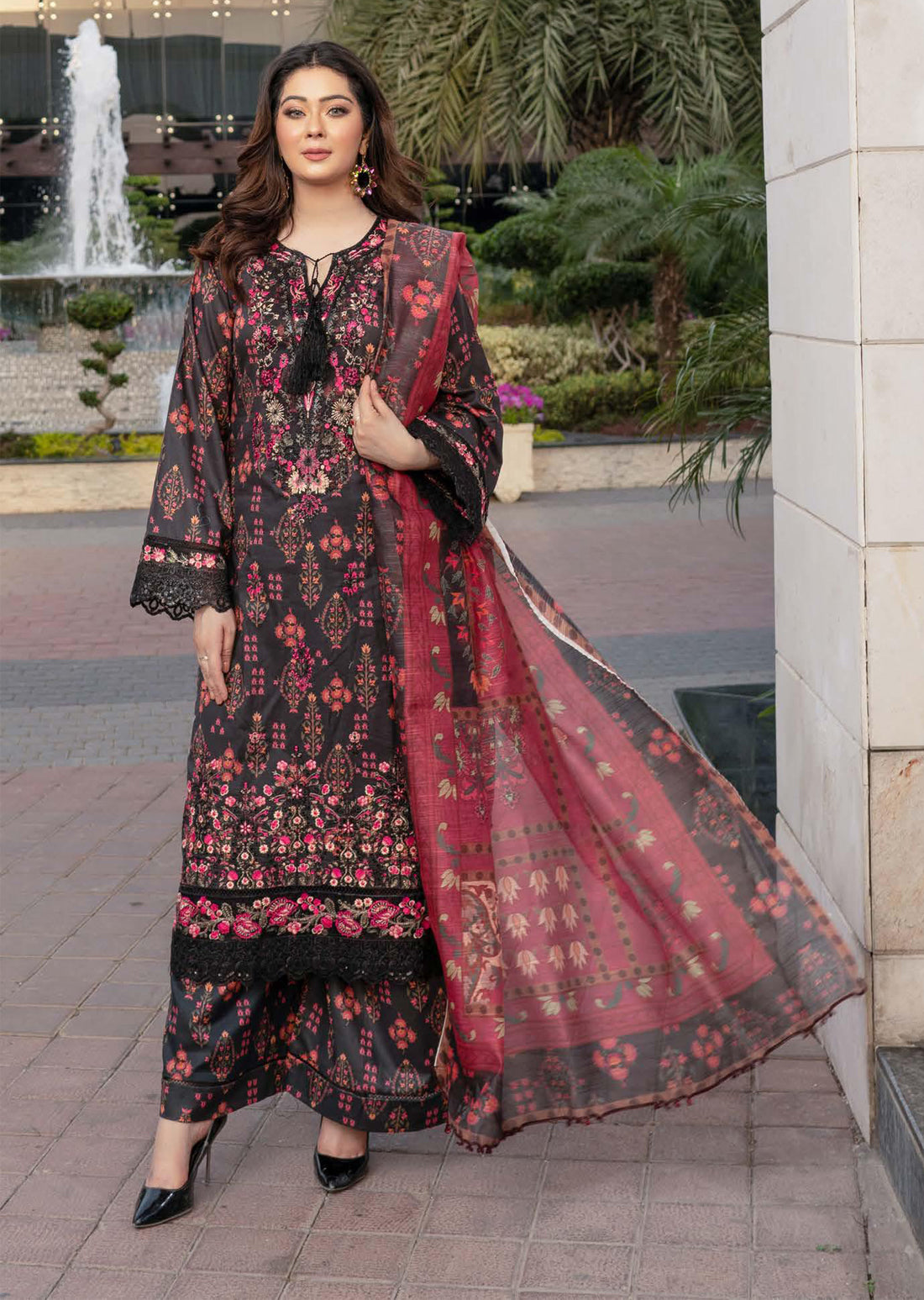 MSSL-07 Black Munira Digital lawn Suit - Memsaab Online