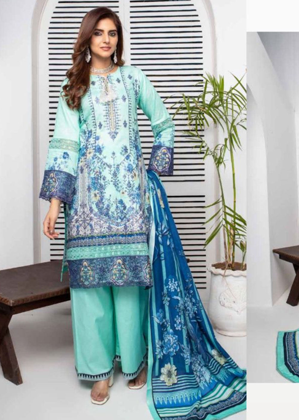 MSDL-07-R - Readymade - Munira Digital Lawn Suit 2024 - Memsaab Online