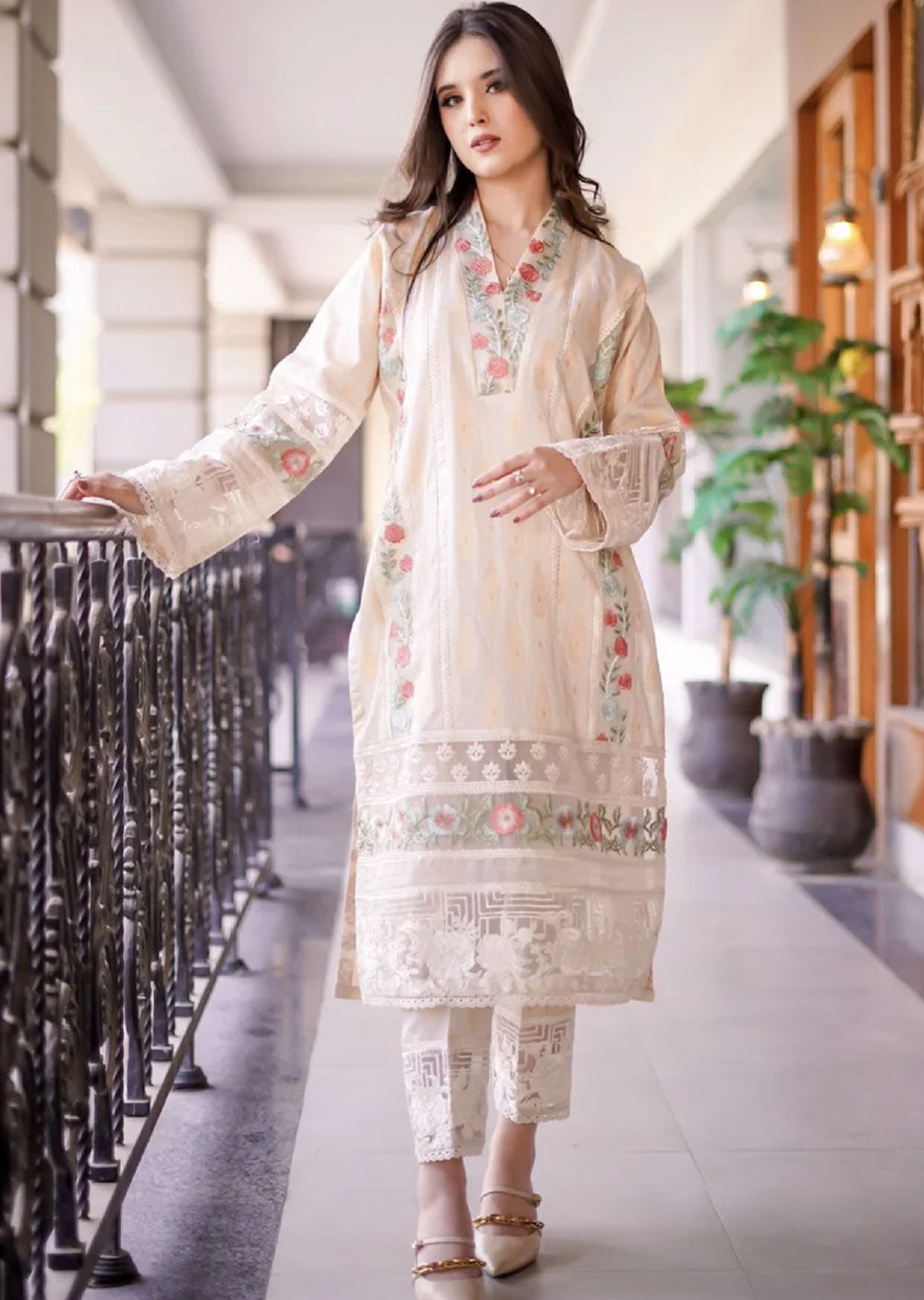 SBMD-07 - Jehanara - Memsaab Formal Kaftan - Memsaab Online