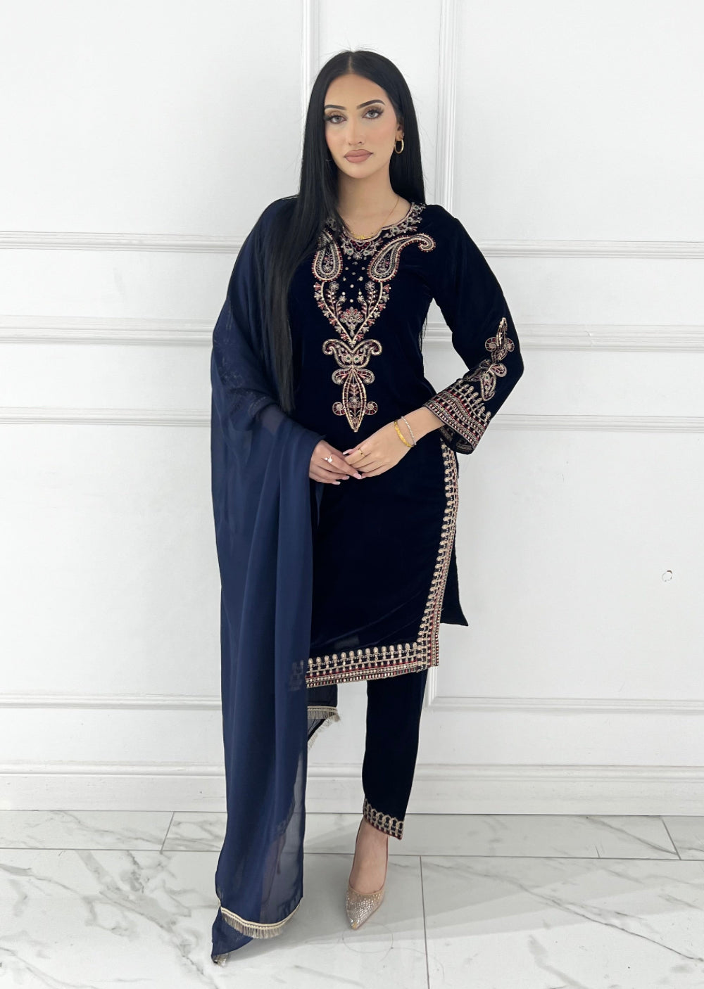 BPH-207  - Readymade Velvet Suit