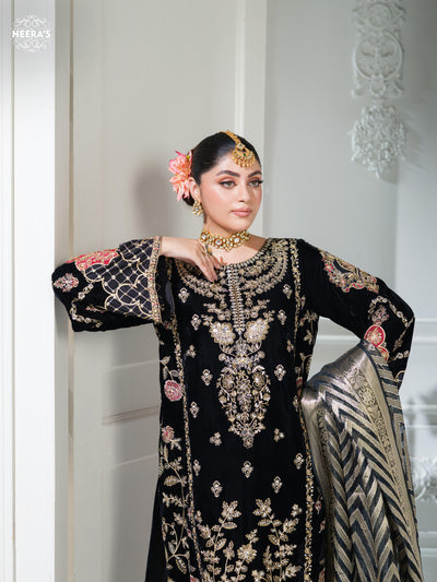 HSS-1153 - Readymade Luxury Velvet Heeras Suit - Memsaab Online