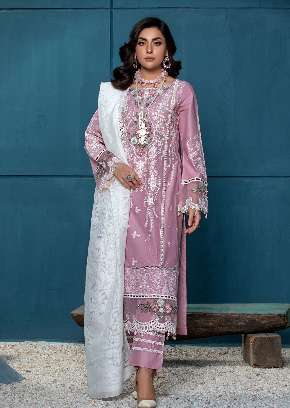 HSS-128 - Readymade Heeras Suit - Memsaab Online