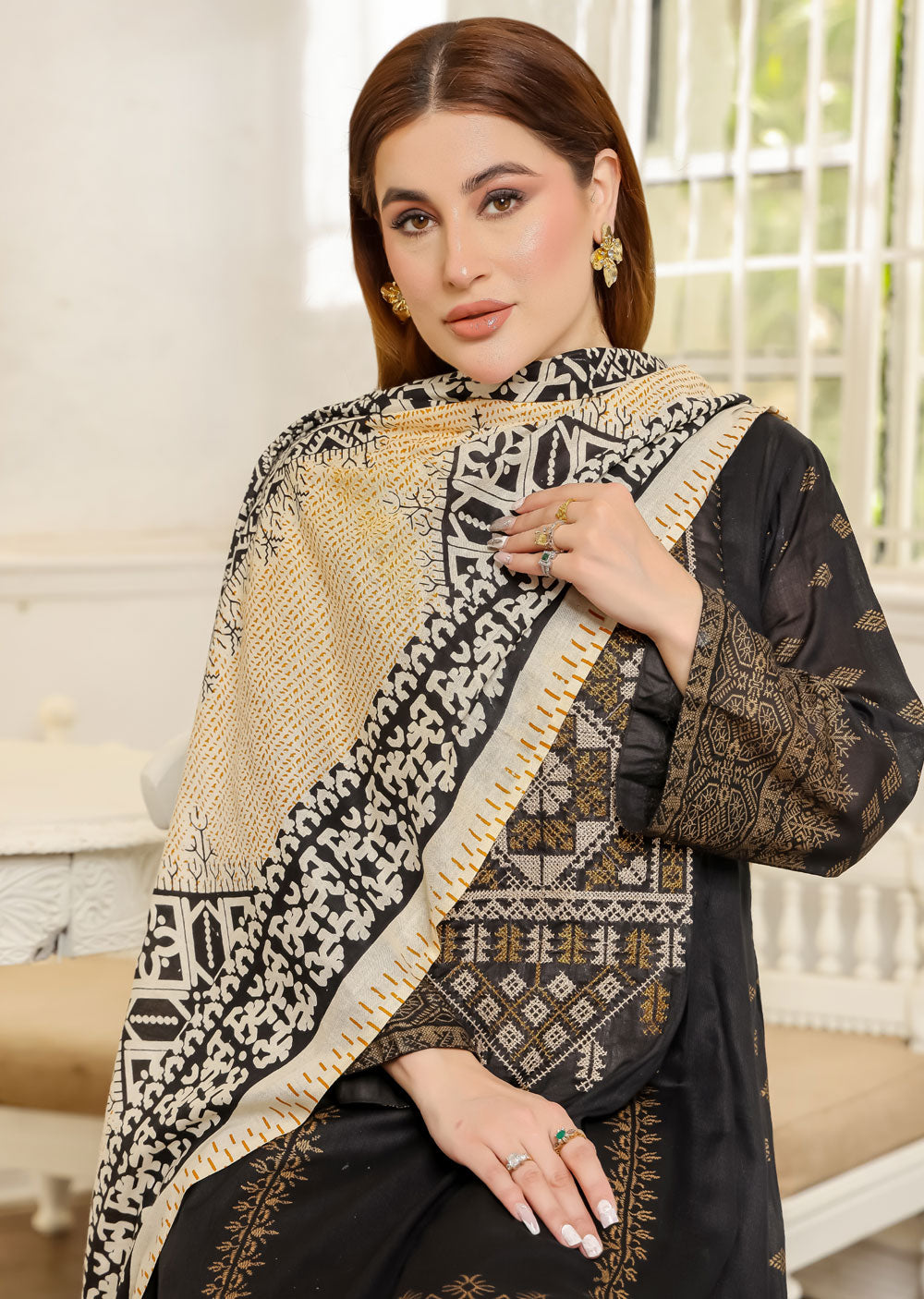 AMT4801 - Black Readymade Lawn Suit - Memsaab Online