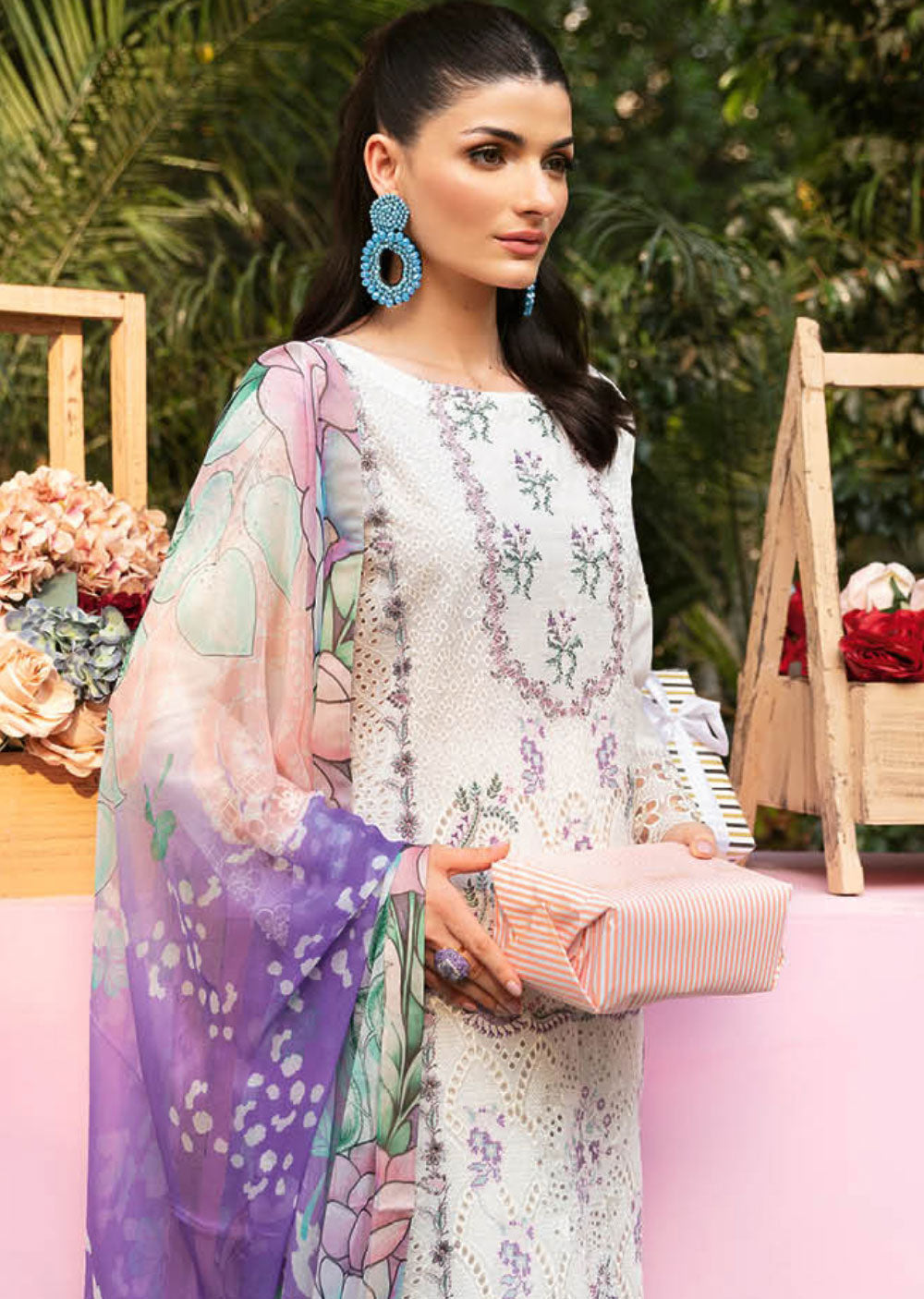 Z-908-R - Readymade - Ramsha Andaaz Luxury Lawn Vol 9 2024 - Memsaab Online