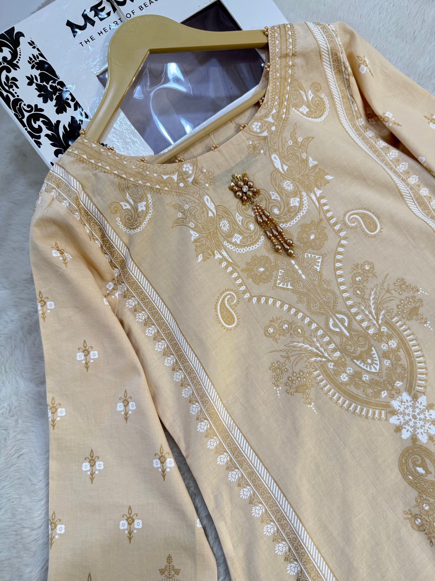 MYSTERY HEERAS SUIT - Memsaab Online