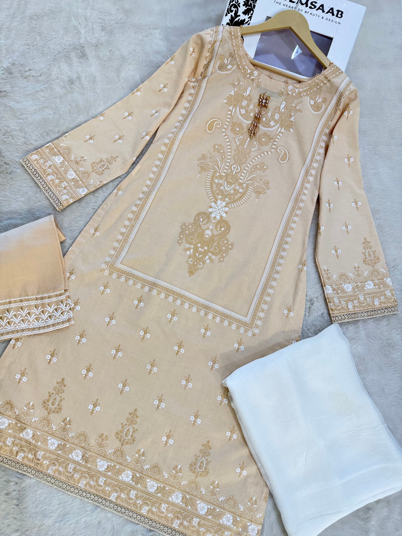 MYSTERY HEERAS SUIT - Memsaab Online