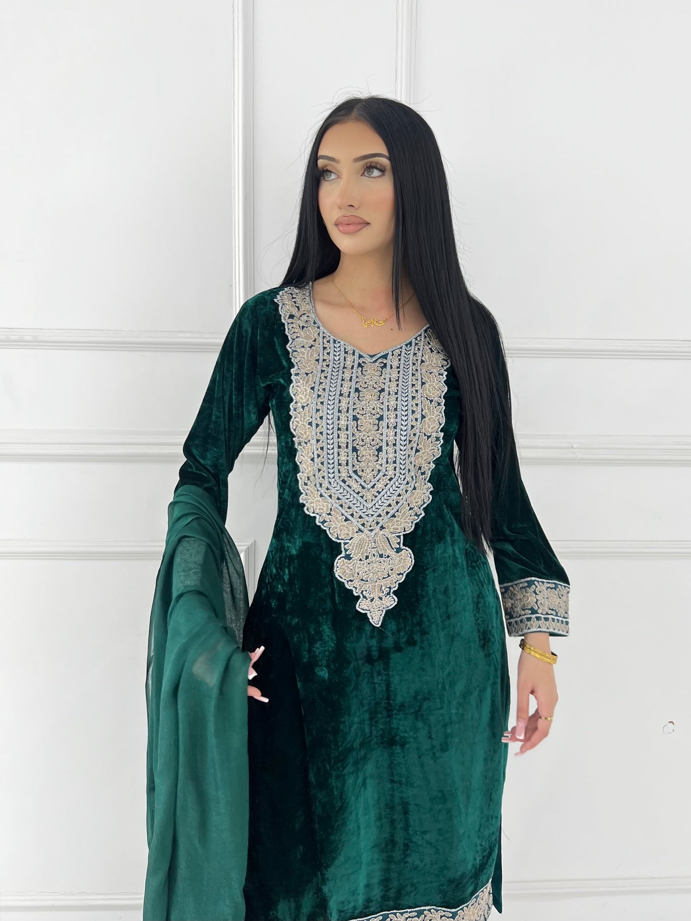 RGZ7112  Readymade Velvet Suit