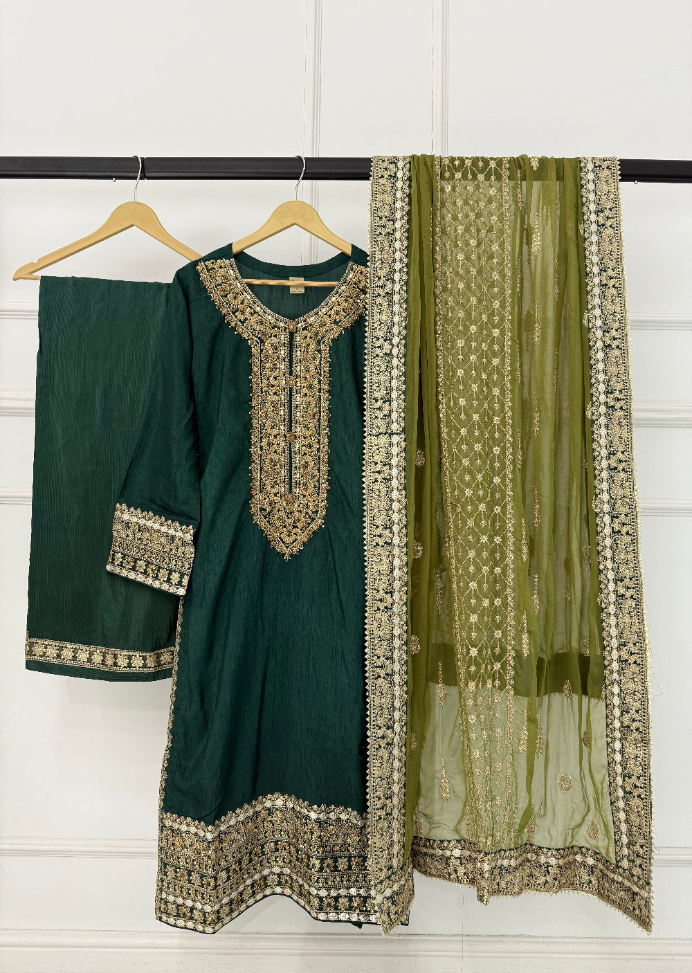 PS-1928 - Green - Readymade Chiffon Suit 2025 - Memsaab Online