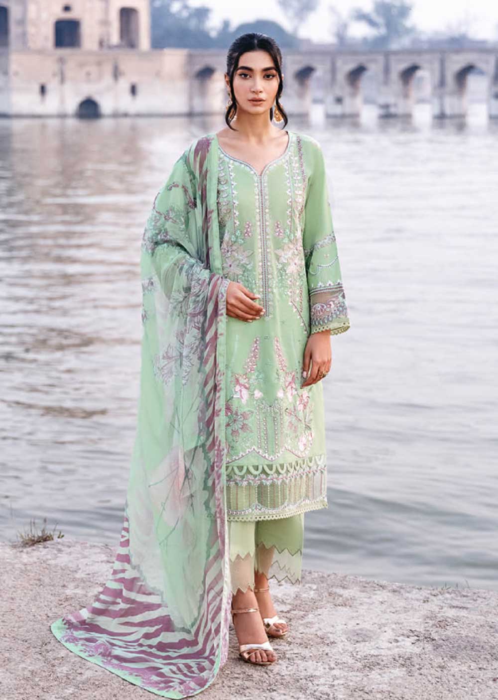 ZT-609 - Unstitched - Ramsha Andaaz Luxury Lawn Vol 06 2023 - Memsaab Online