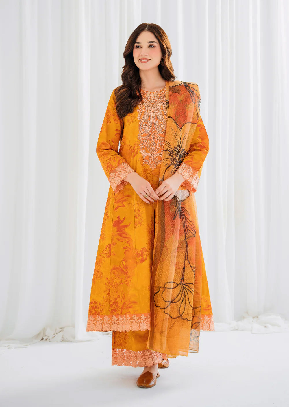 Hannah - Readymade 3 Piece Khaddar Suit - Memsaab Online