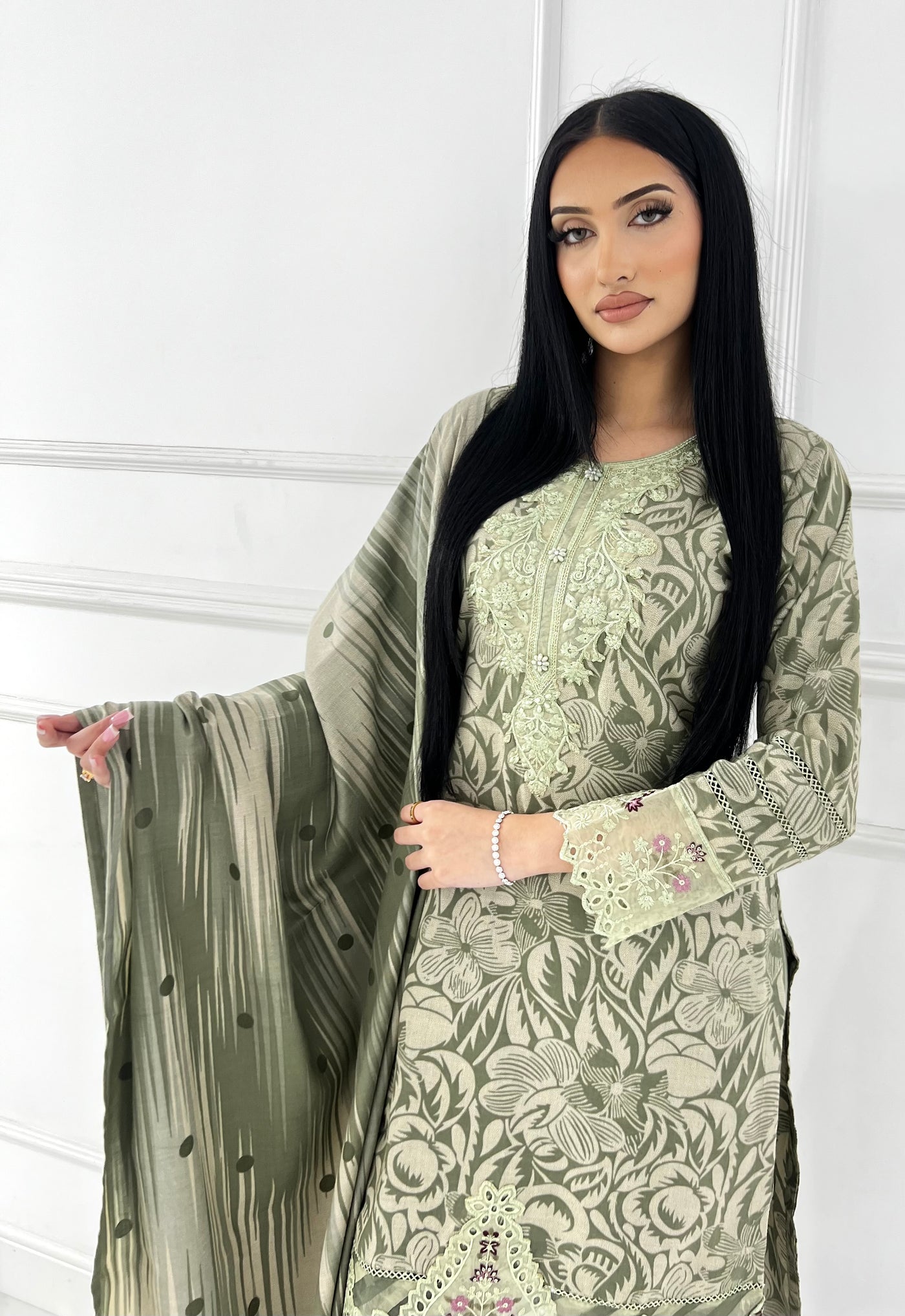MDNA-27 - Readymade Embroidered Dhanak Outfit - Memsaab Online
