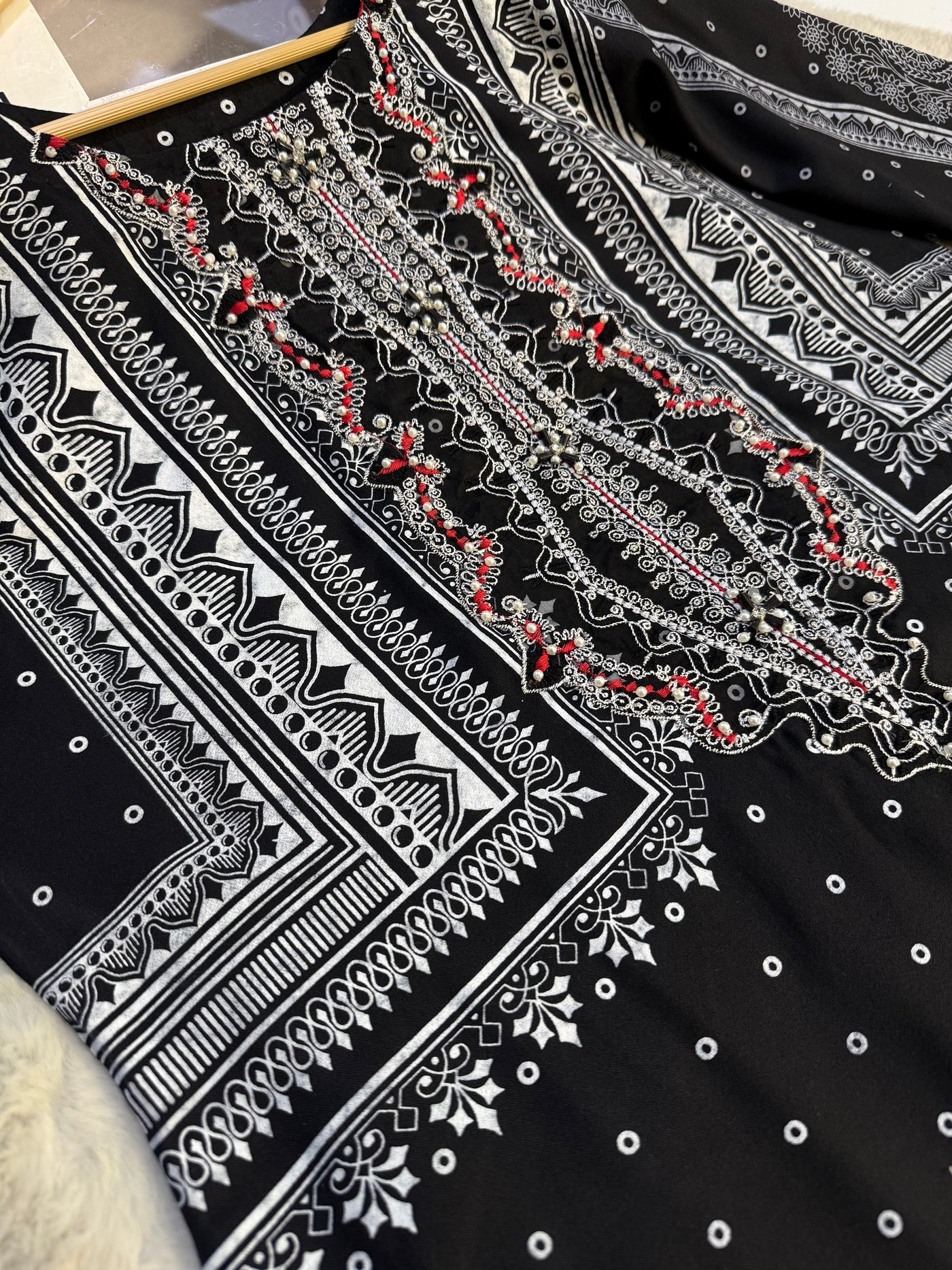HSS-1113 - Readymade Heeras Suit - Memsaab Online