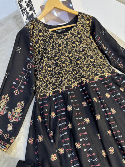 HK244 Envi - Readymade Dress Suit - Memsaab Online