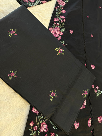 IFE-UE-477-Iznik Printed Lawn Edition 2025 - Memsaab Online