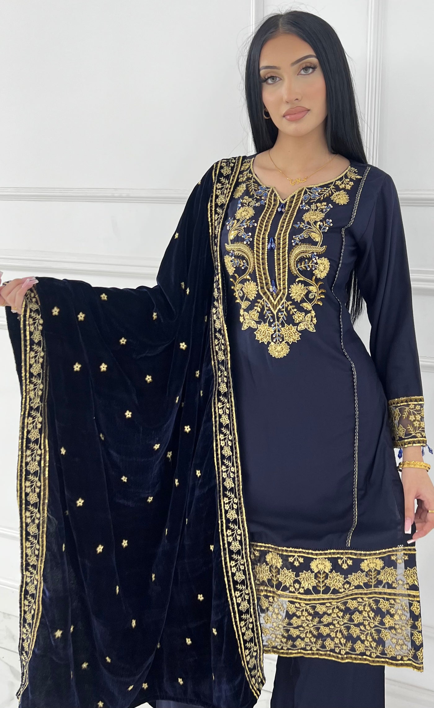 DAS-02- Readymade Rangz Dastaan Winter Suit 2025 - Memsaab Online