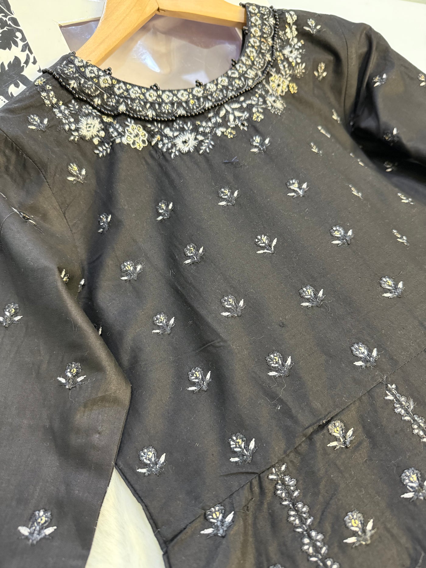 HSS-26 Readymade Lawn Suit - Memsaab Online