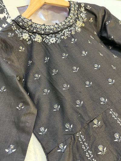 HSS-26 Readymade Lawn Suit - Memsaab Online