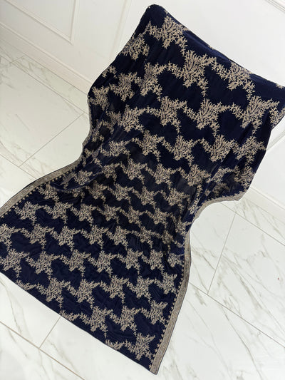SMV102 Embroidered Velvet Shawl