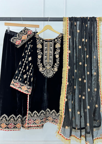 RK6102 - Black Readymade Velvet Suit - Memsaab Online