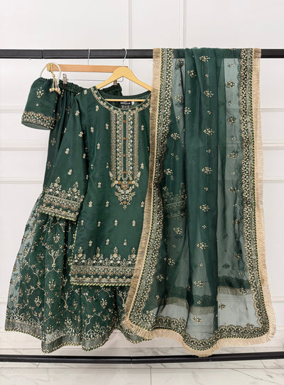 SRB1302 - Natasha - Sehrish.B Designer - Memsaab Online