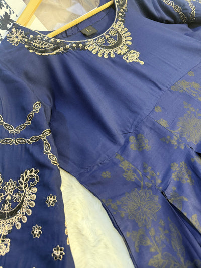 HSS-1112 - Readymade Heeras Suit - Memsaab Online