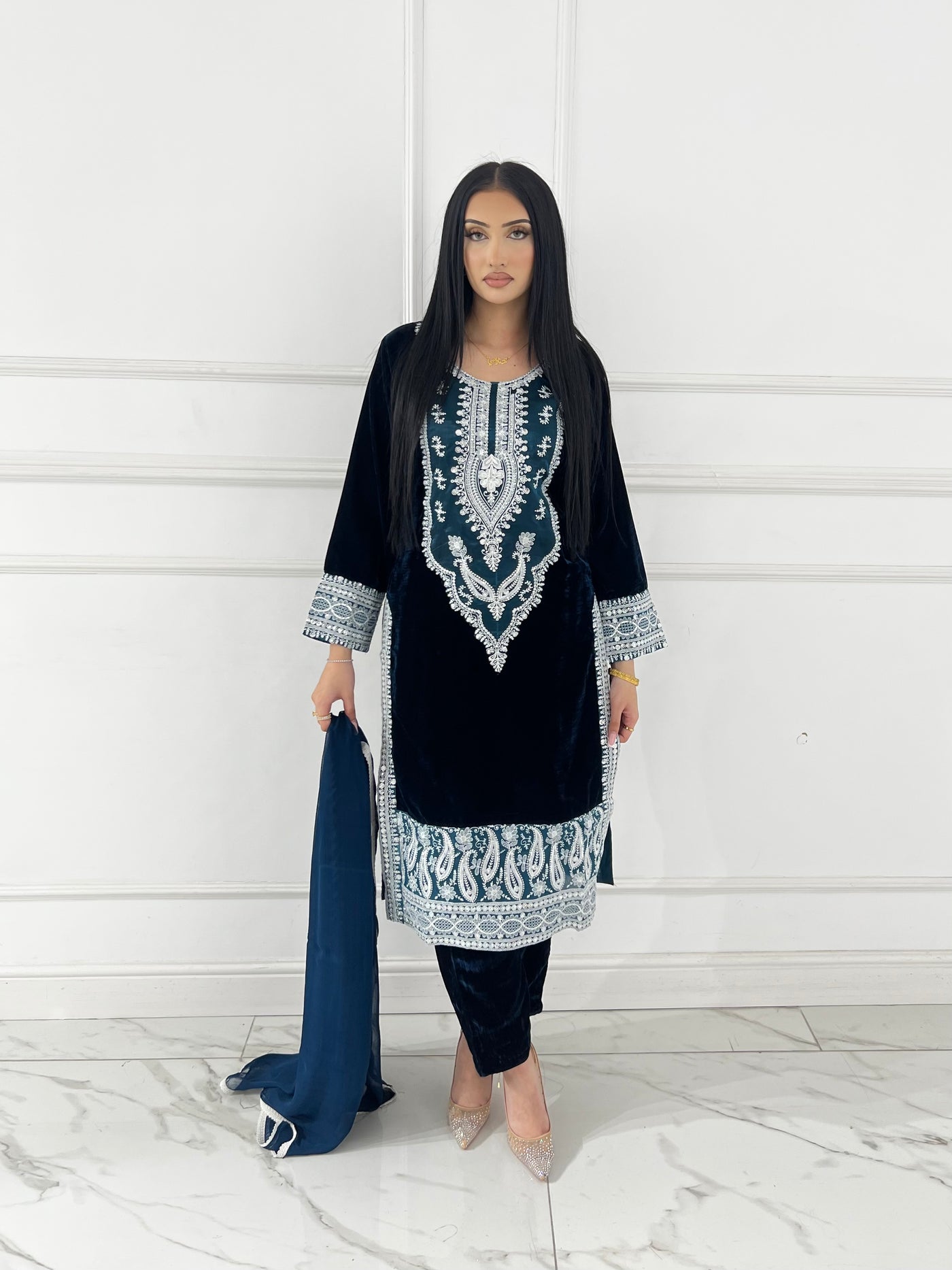 RGZ7110 Readymade - Luxury winter Velvet Suit 2025 - Memsaab Online