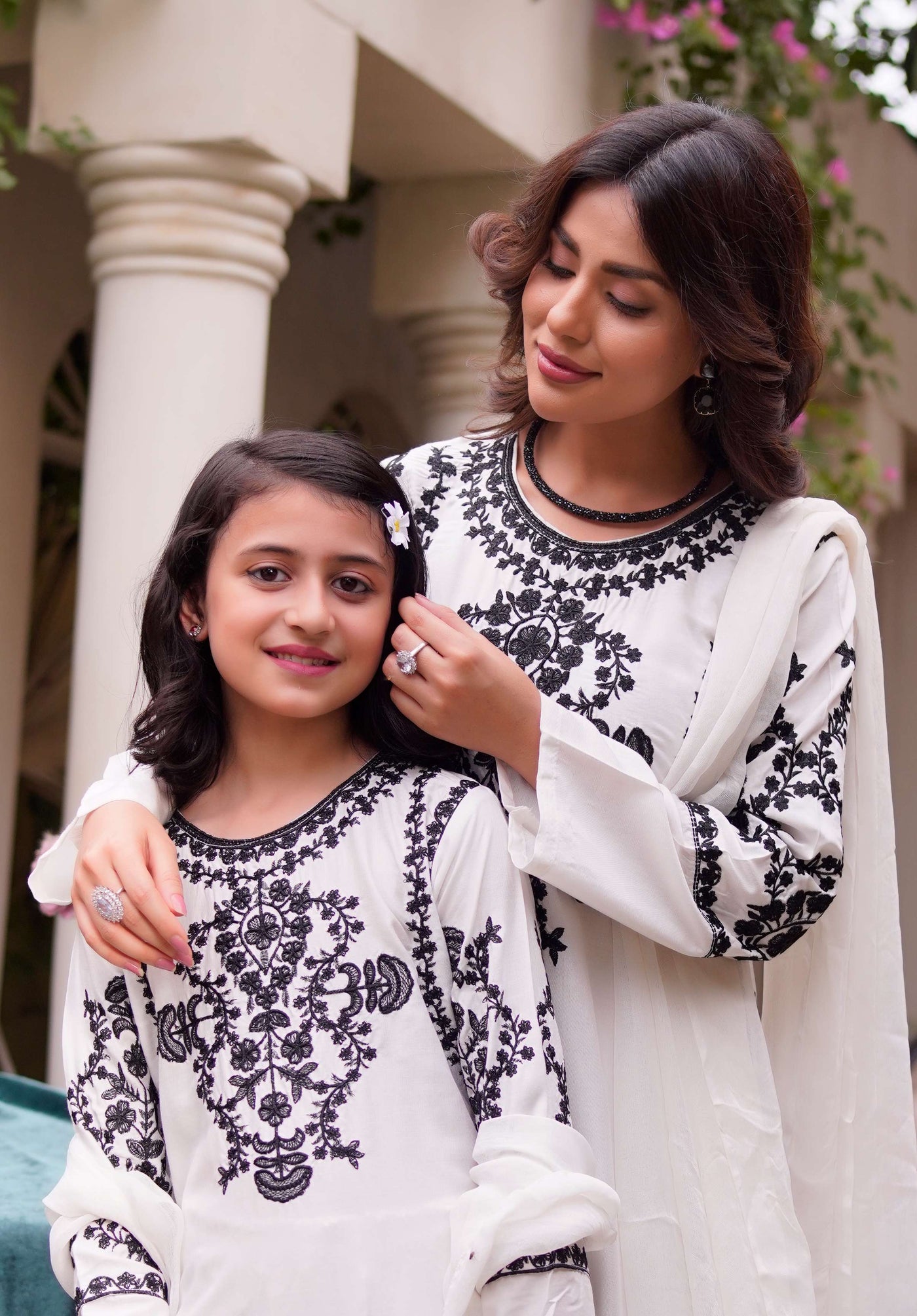 HK280 - Zareen - White Mummy n Me Linen Outfit - Memsaab Online