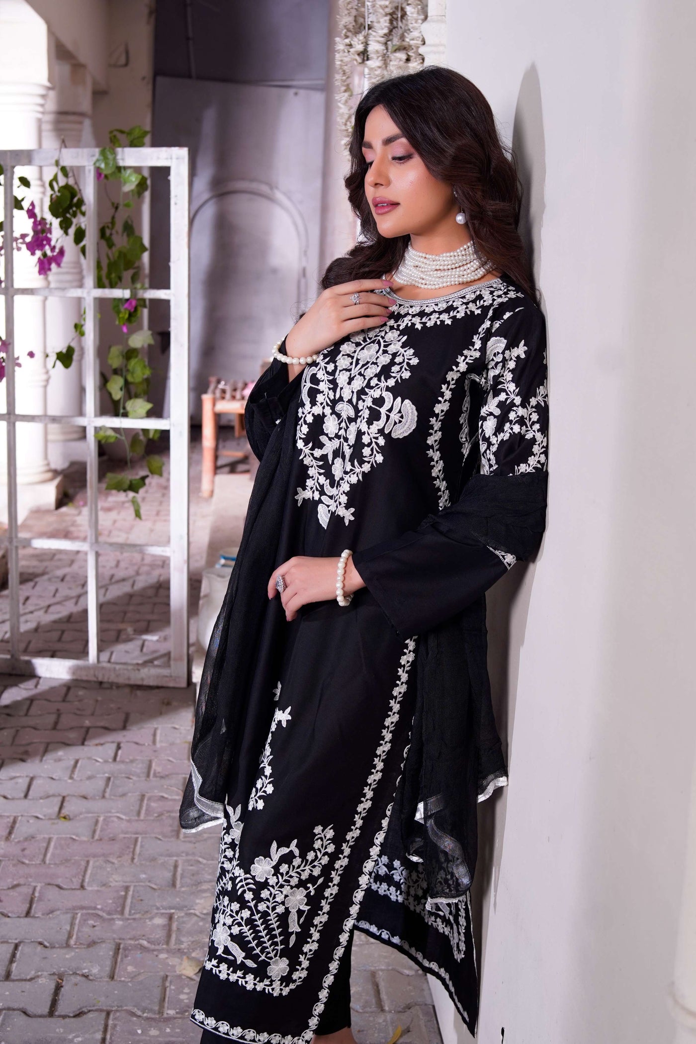HK280 - Zareen - Black Mummy n Me Linen Outfit - Memsaab Online