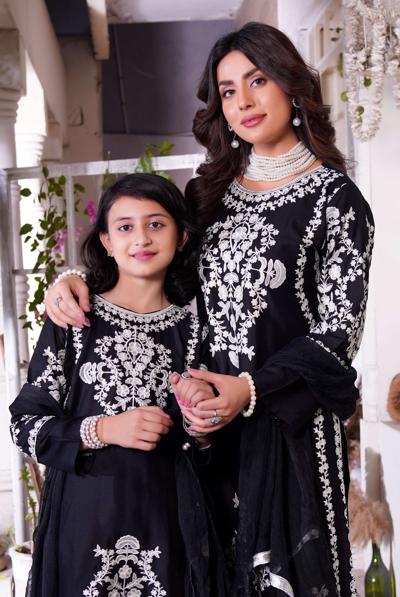 HK280 - Zareen - Black Mummy n Me Linen Outfit - Memsaab Online