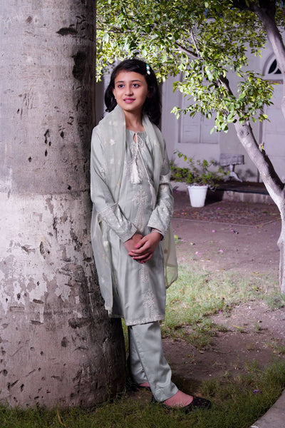 HK299 - Green - Readymade - Mummy n Me Linen Outfit 2025 - Memsaab Online