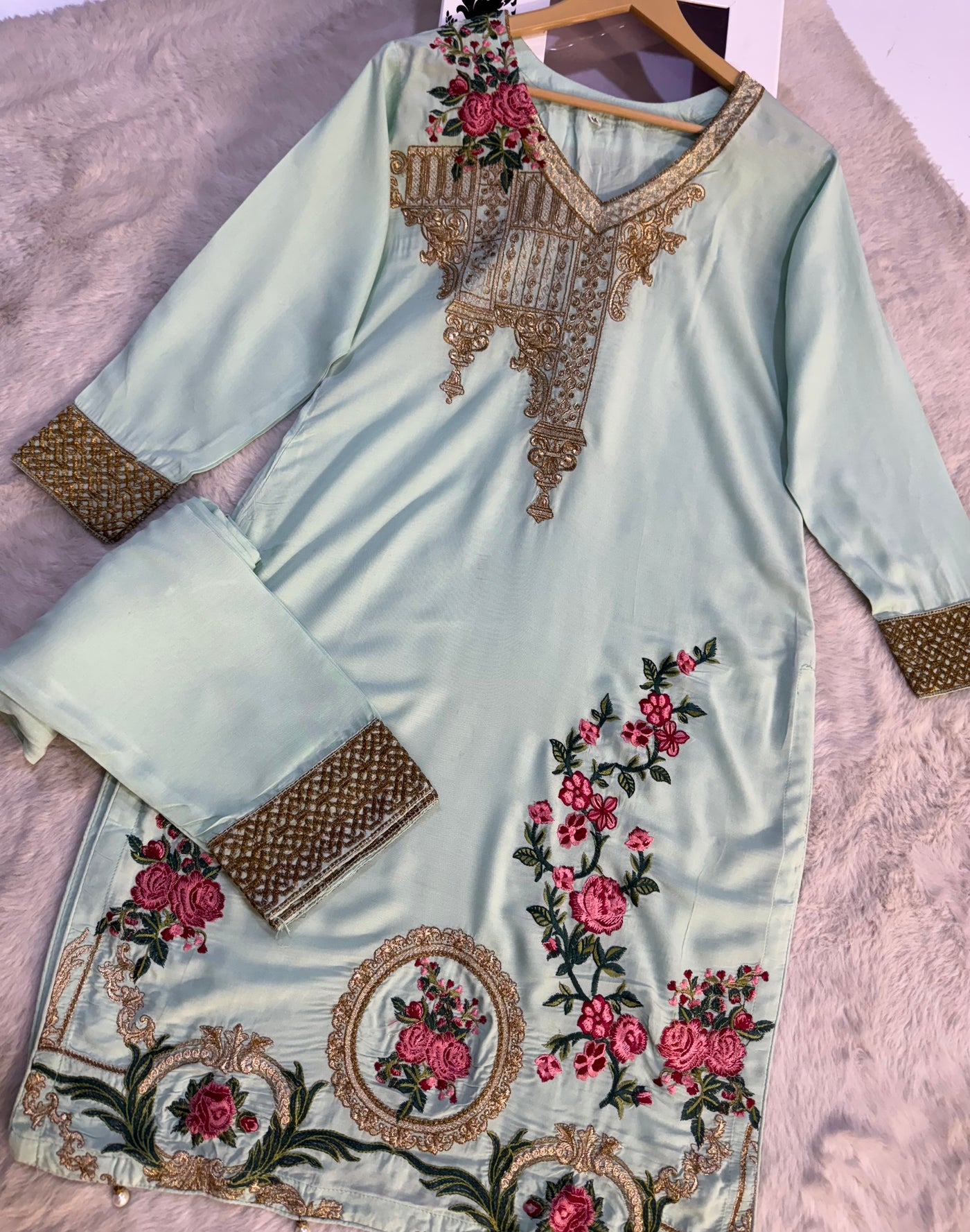 HK137 - Readymade Linen Outfit