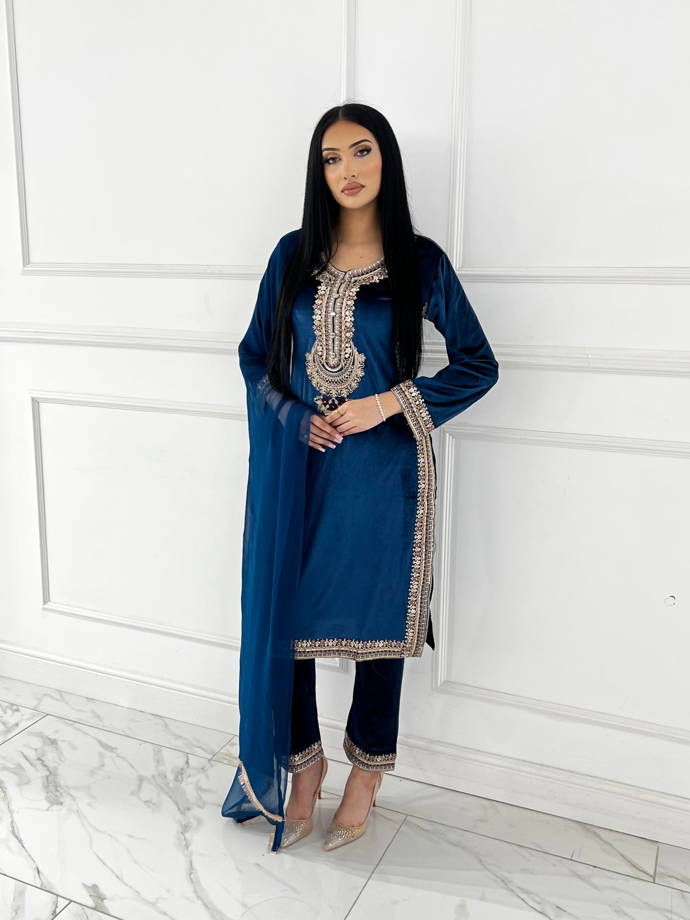 BPH-204 - Readymade Velvet Suit - Memsaab Online