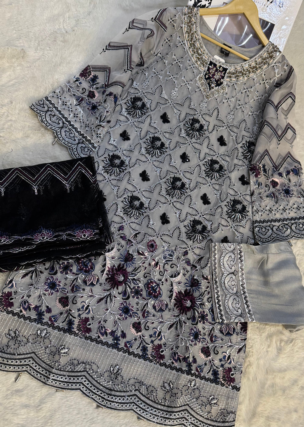D-9991 - Readymade - Ramsha Chiffon Outfit - Memsaab Online
