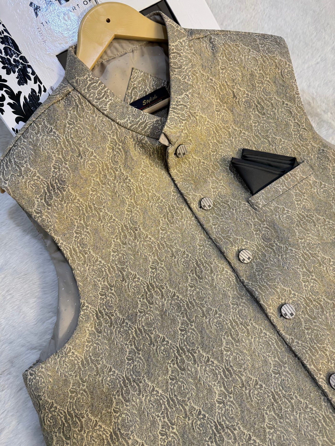 W-1765 Mens Beige/Gold Waist Coat - Memsaab Online