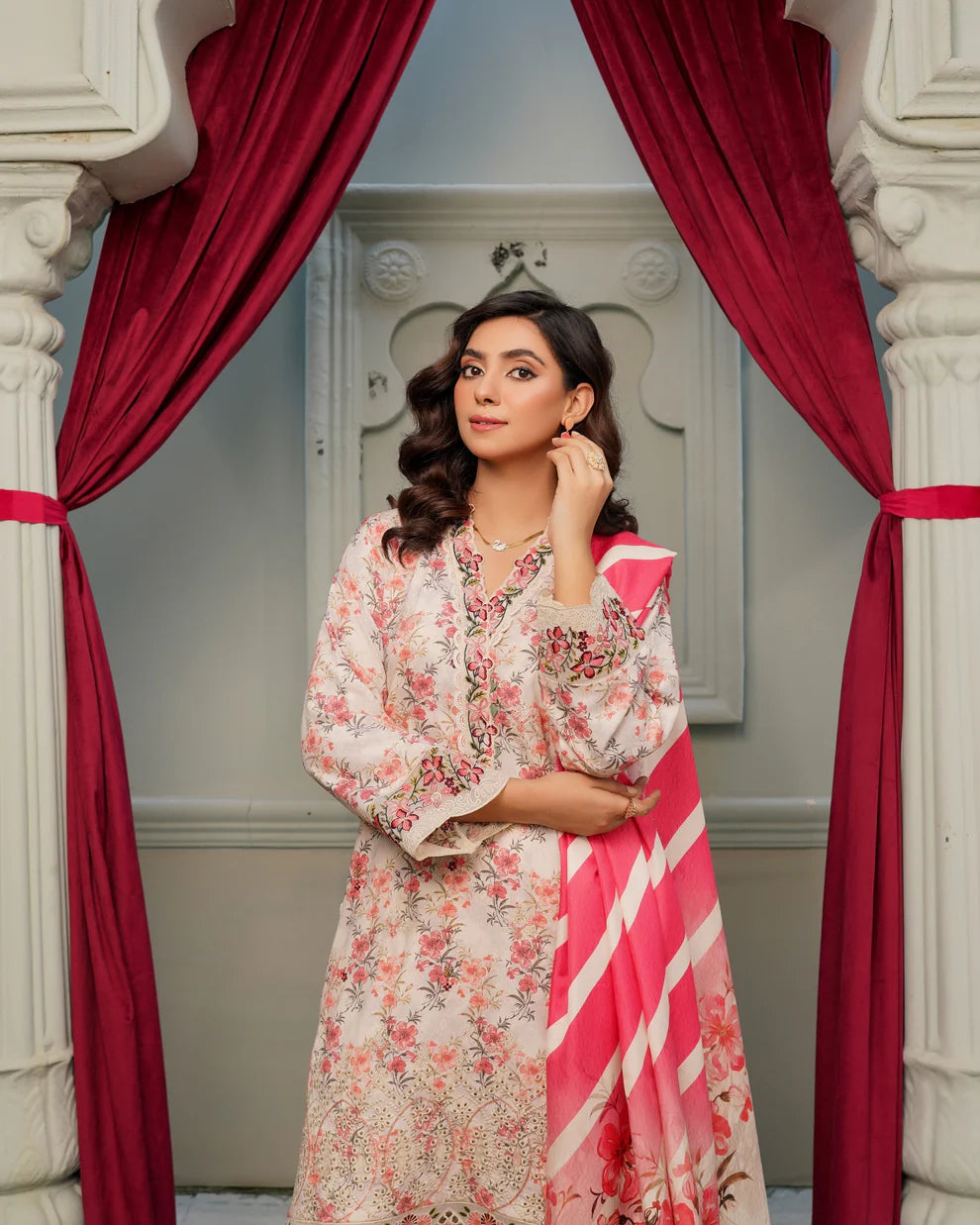 Mun-02 Readymade Winter Dhanak Suit - Memsaab Online