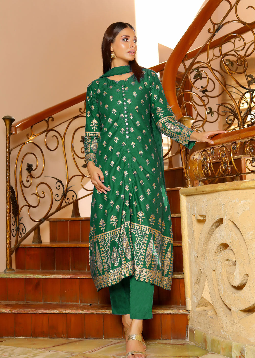 HK221 - Green Readymade Suit - Memsaab Online