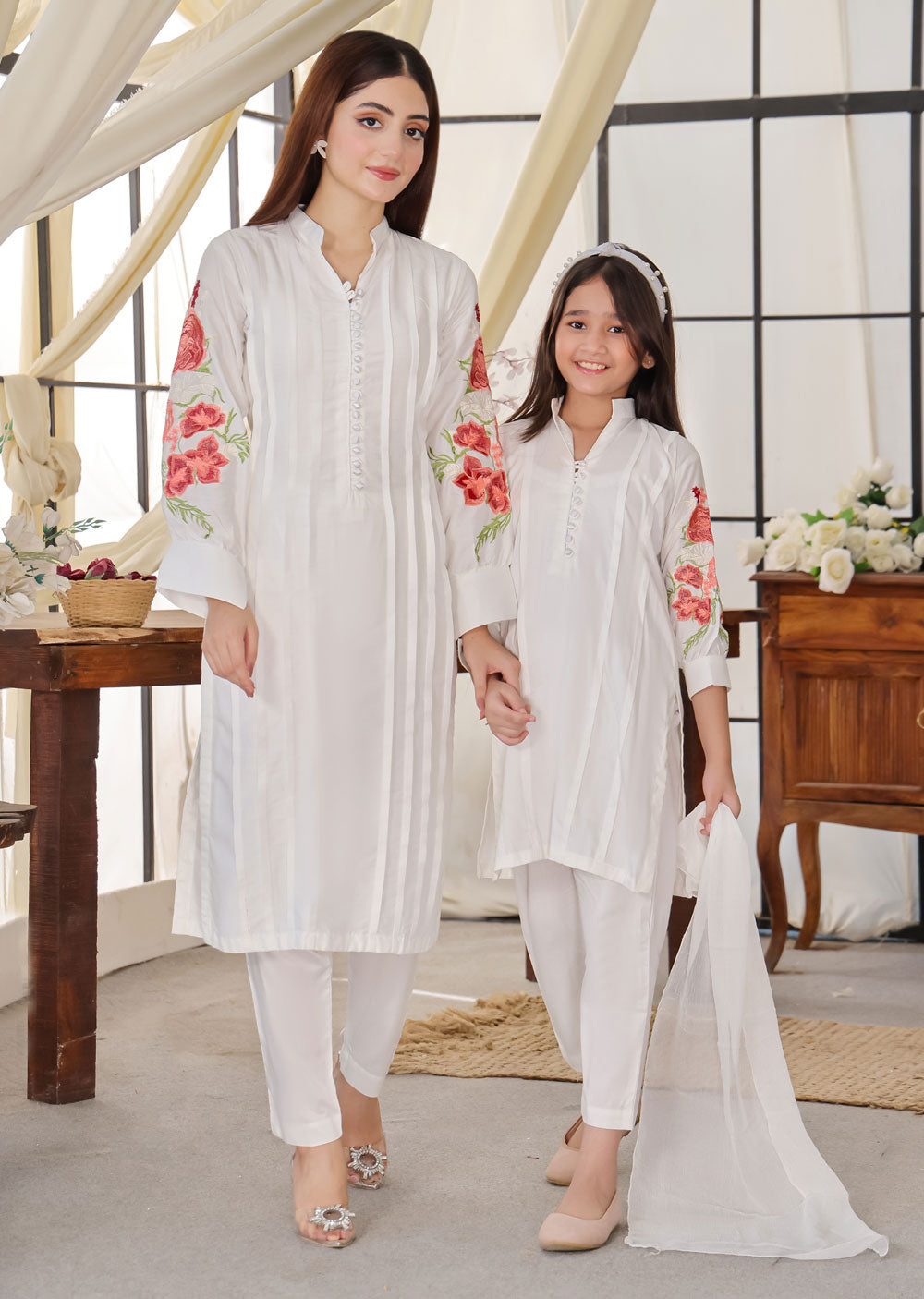 HK232 Paladin - White Linen Mummy n Me Readymade Suit - Memsaab Online