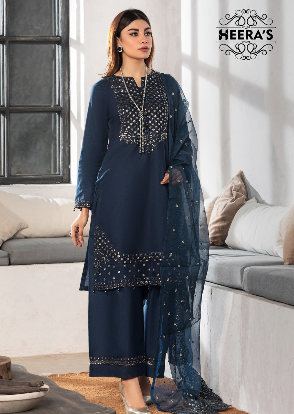 HSS-225 - Readymade Heeras linen Suit - Memsaab Online