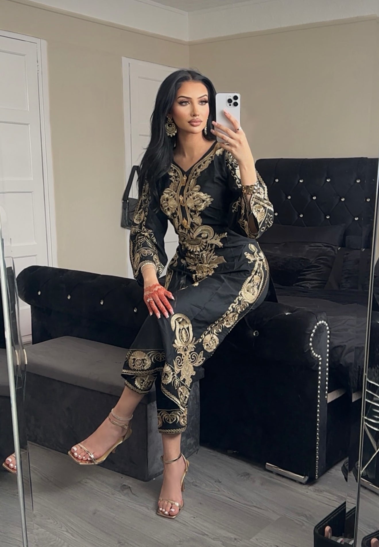 HK273 Riya - Black Linen Oufit - Memsaab Online