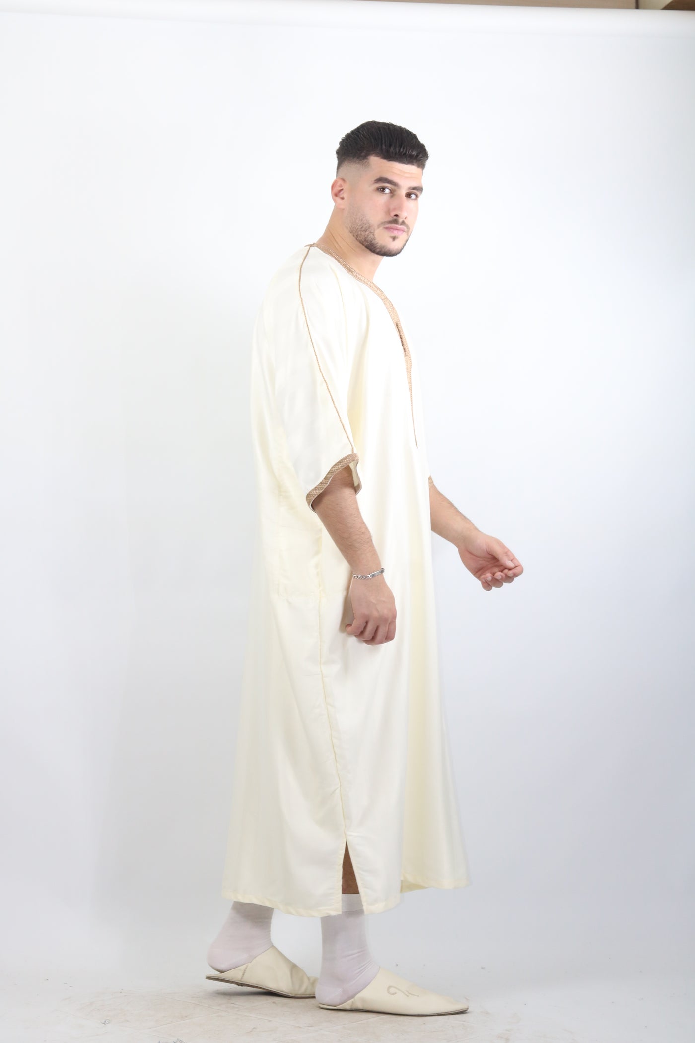 MRC103 Moroccan Embroidered Thobe - Memsaab Online