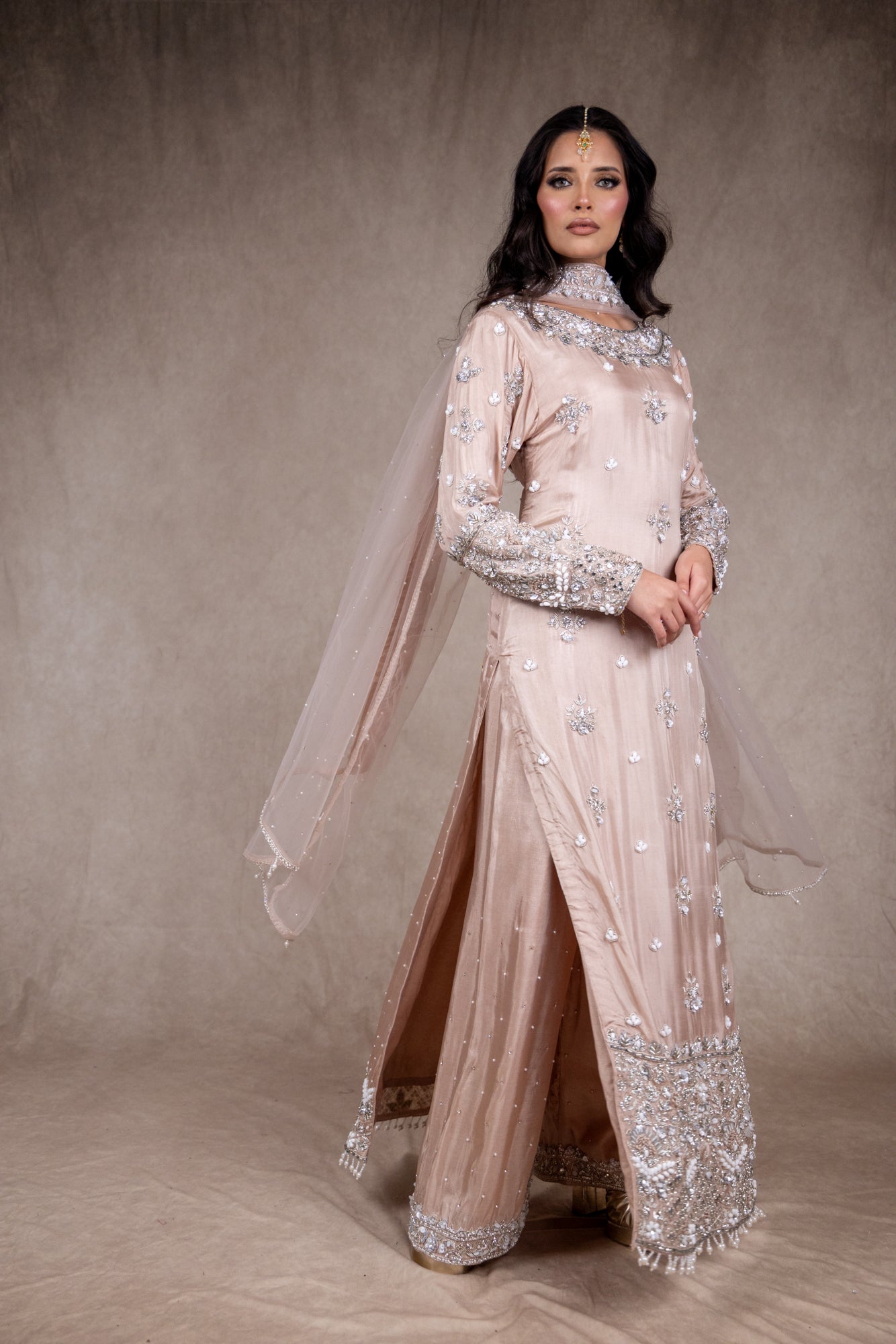 SRB2610 - Zoha - Sehrish B Formals - Memsaab Online