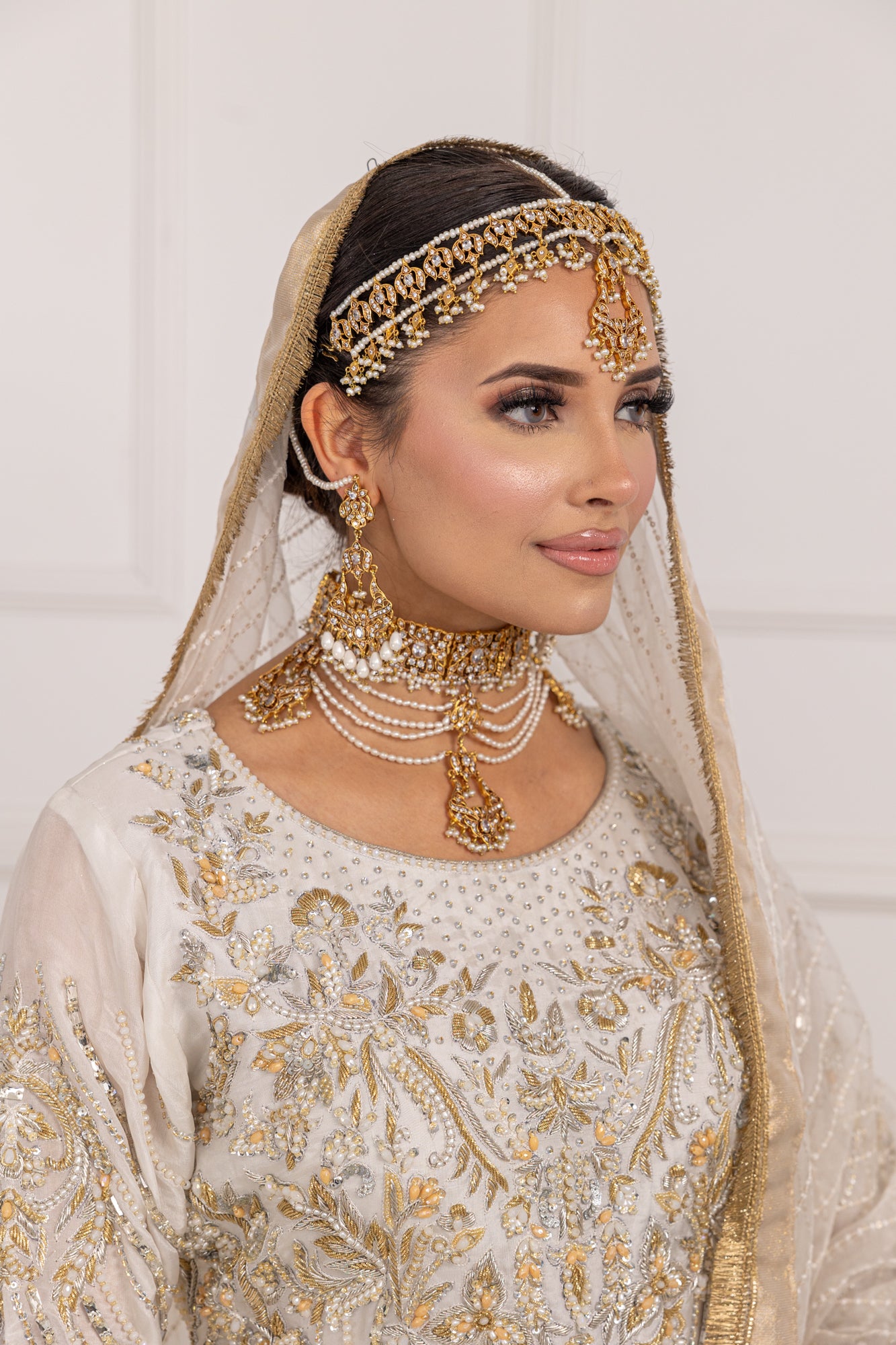 SRB1210 - Huma - White Sehrish.B Designer - Memsaab Online