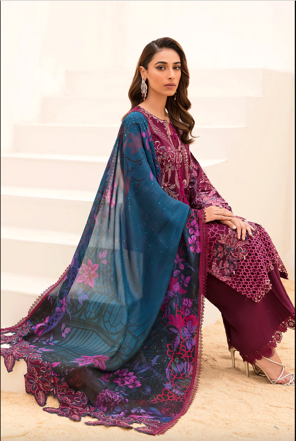 Z-705R Readymade Ramsha Andaaz Luxury Lawn - Memsaab Online