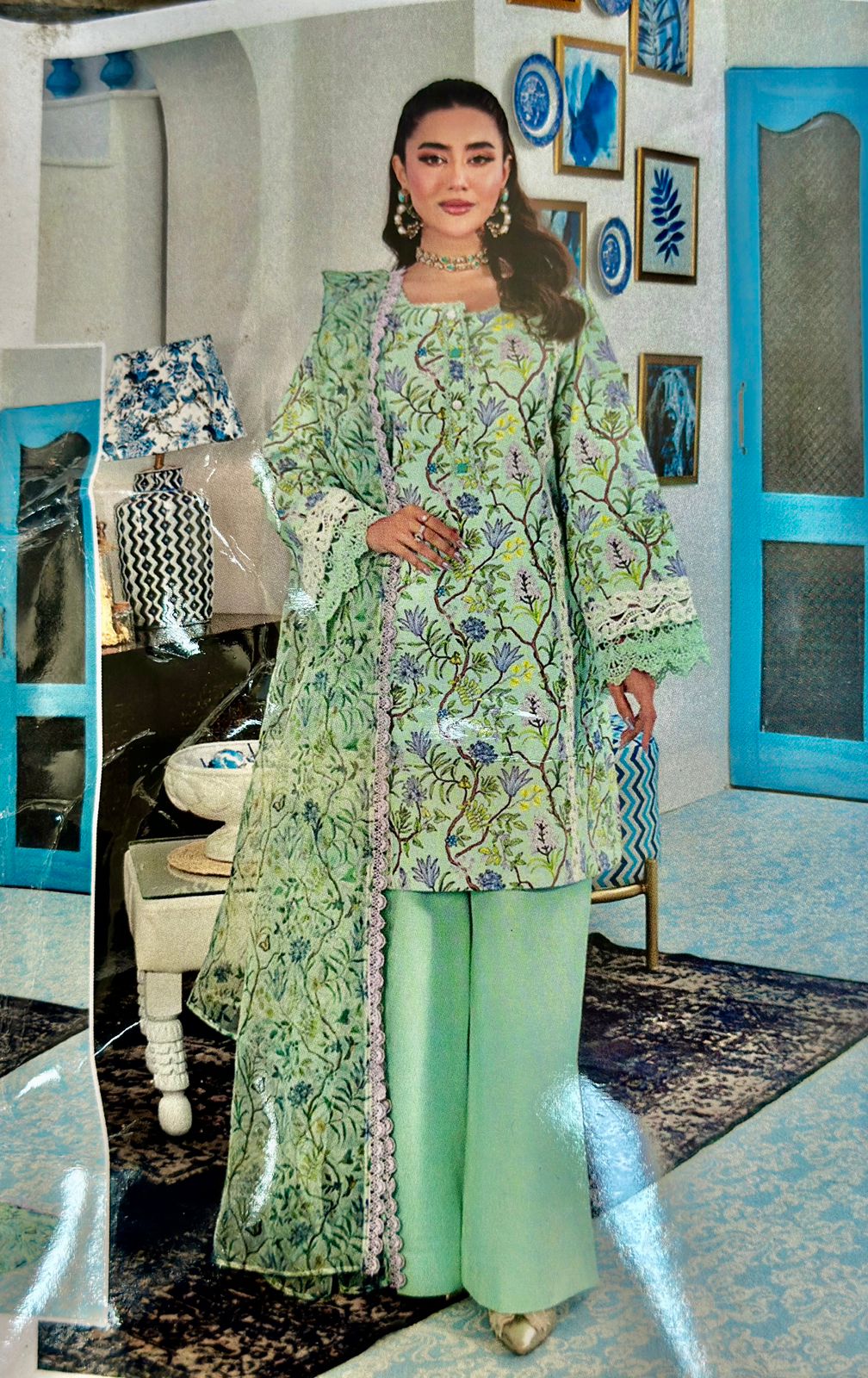 HSS-327 - Readymade Heeras Suit - Memsaab Online