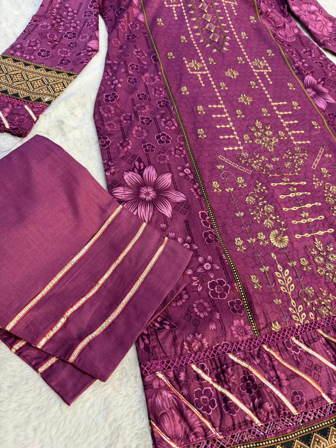 MDNA-13 - Purple Embroidered Lawn Outfit - Memsaab Online