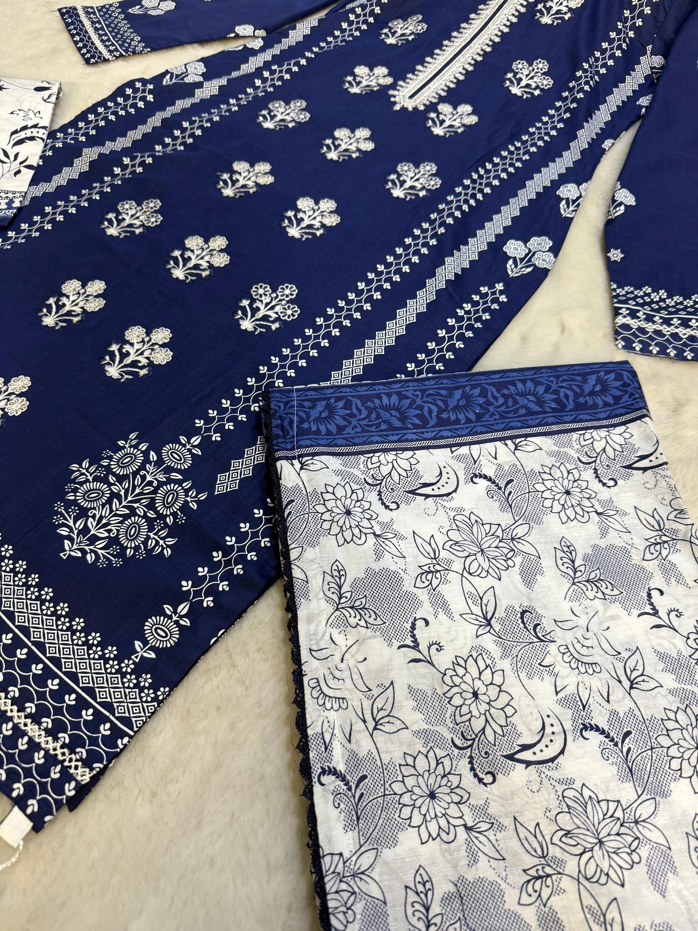 MDNA-02 - Blue Embroidered Lawn Outfit - Memsaab Online